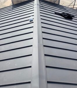 滋賀県草津市にて屋根修理〈立平へのカバー工法〉 施工後