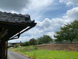 滋賀県大津市にて雨樋修理〈車の事故による雨樋の破損〉 施工後