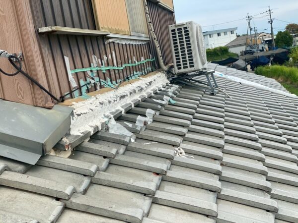 滋賀県大津市にて屋根修理〈雨漏りに伴う板金補修工事〉 施工前