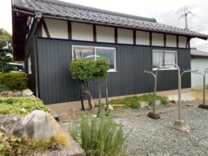 大津市にて外壁波板の張替え工事〈ヨドプリント仕上げ〉 施工後