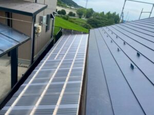 滋賀県大津市にて屋根修理・波板張替え〈ポリカーボネートの張り替え〉 施工後